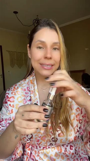 Depoimento em vídeo sobre o Sérum Repair GHK-Cu